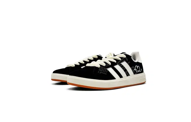 adidas Grand Court Base 00s