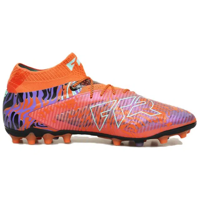 PUMA FUTURE 8 PUMA MG