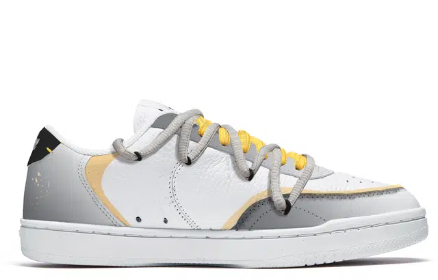 Nike Court Vintage