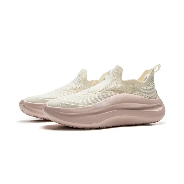 LiNing slip on