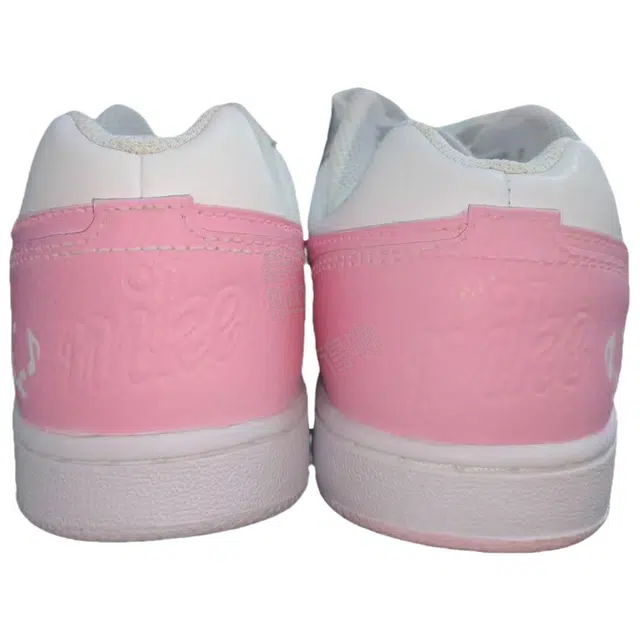 Nike EBERNON