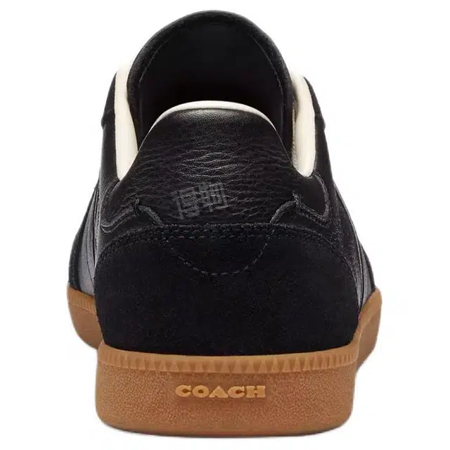 COACH Ellis