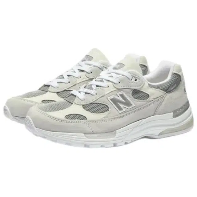 New Balance NB 992