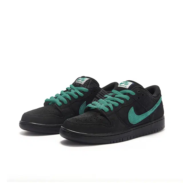 Nike Dunk SB Tiffany