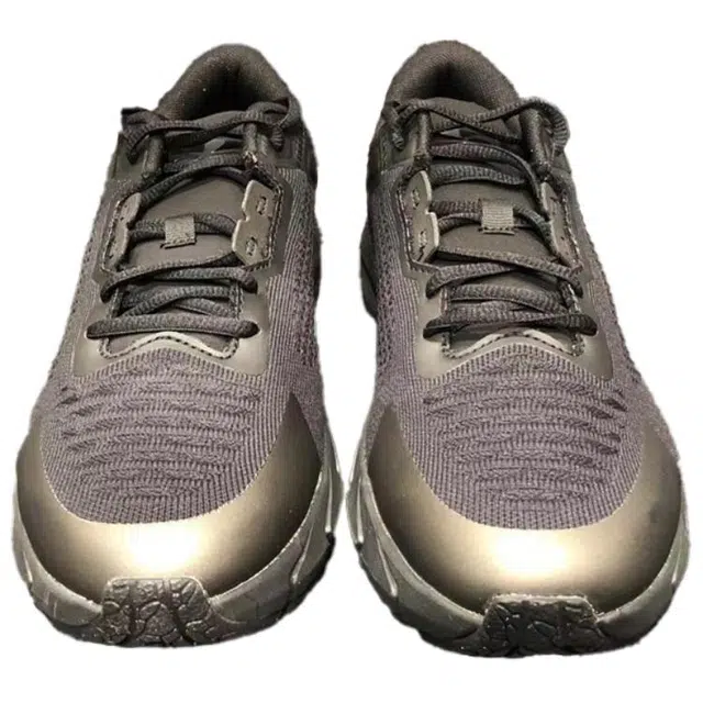 Under Armour Phantom