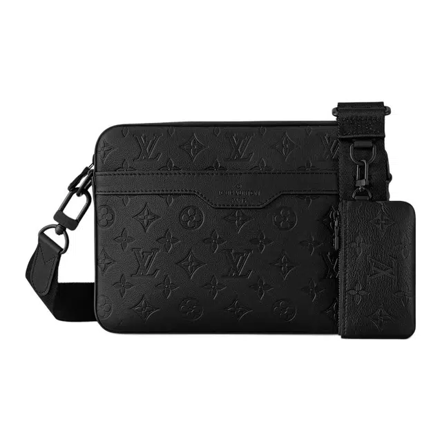 LOUIS VUITTON Trio