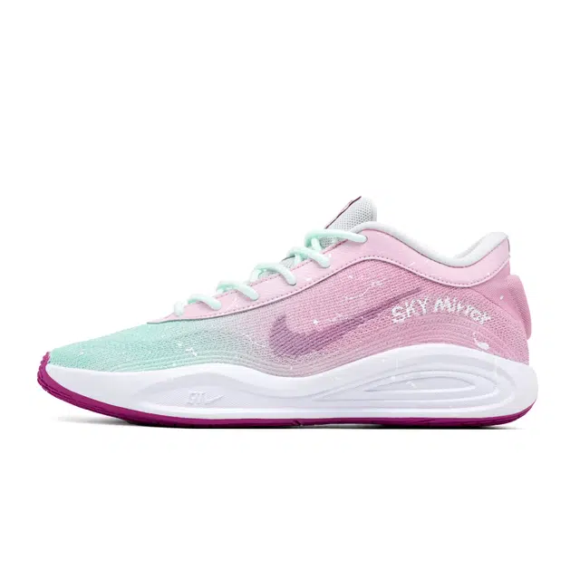 Nike GT Hustle Academy