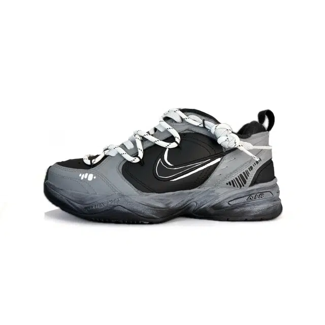 Nike Air Monarch 4