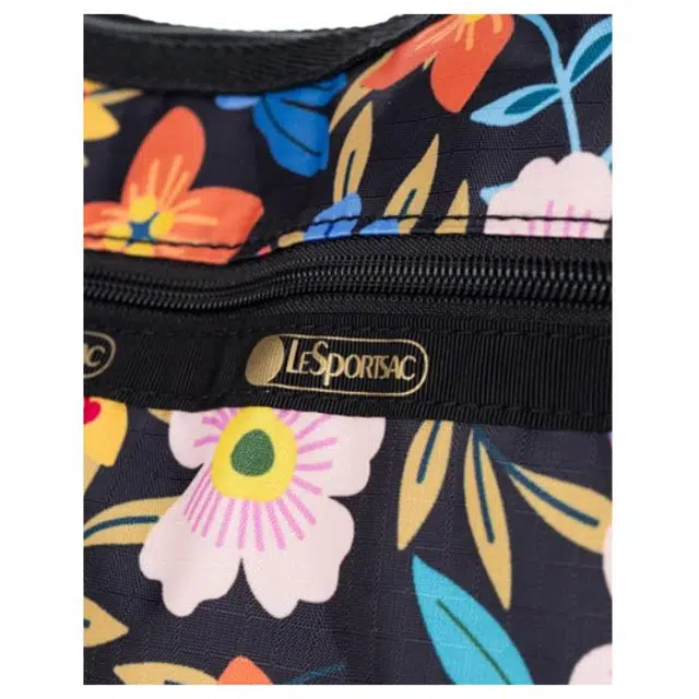 LeSportsac