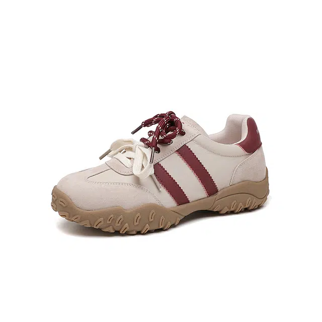 ST&SAT Low Top Sneakers