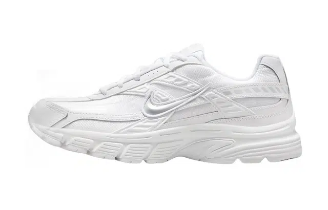 Nike Initiator