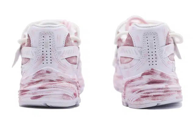 Nike Initiator