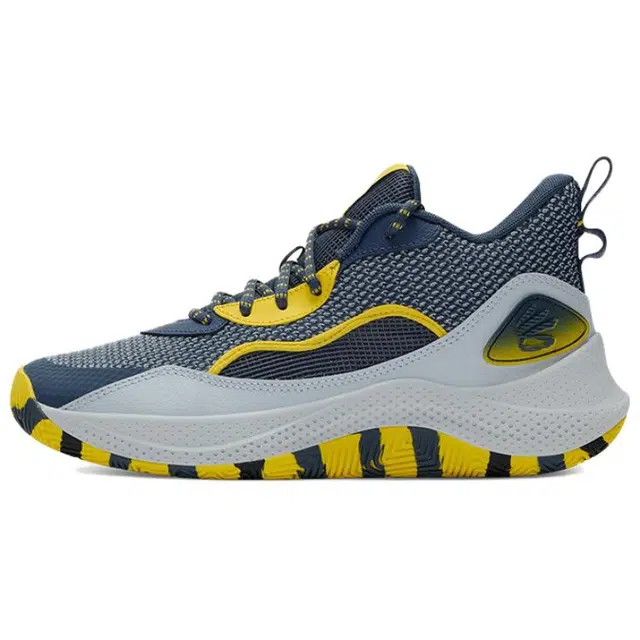Under Armour Curry 3Z 24