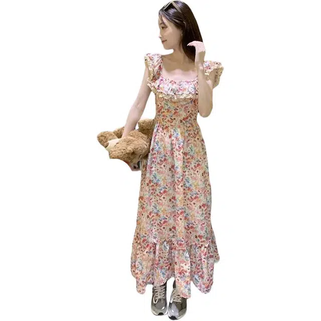 黛尔佳人 海边度假气质连衣裙夏季法式温柔别致小飞袖碎花仙女长裙收腰显瘦连衣裙 女款