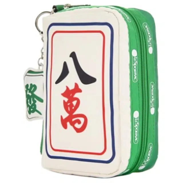 LeSportsac