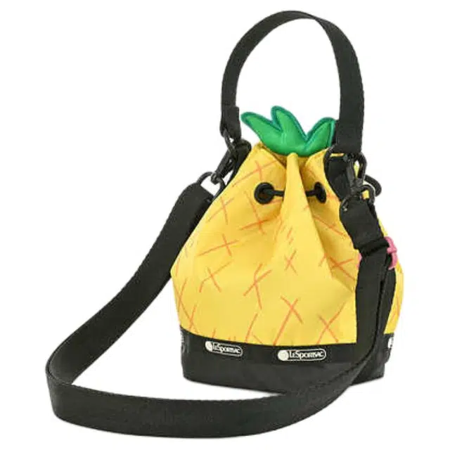 LeSportsac