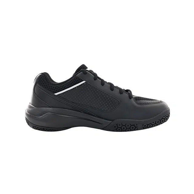 YONEX