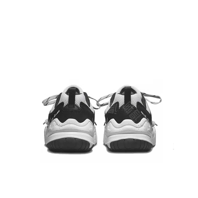 Nike Tech Hera