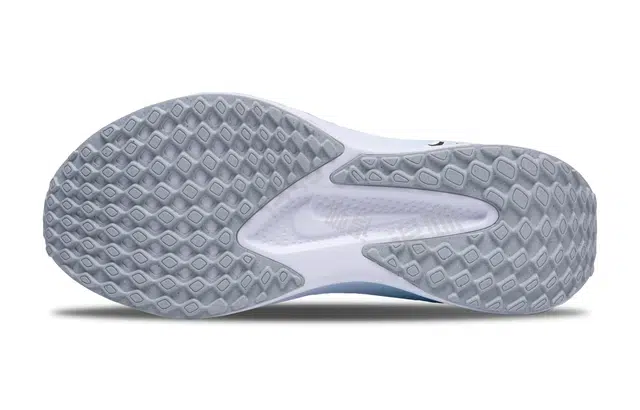 Nike Quest 6