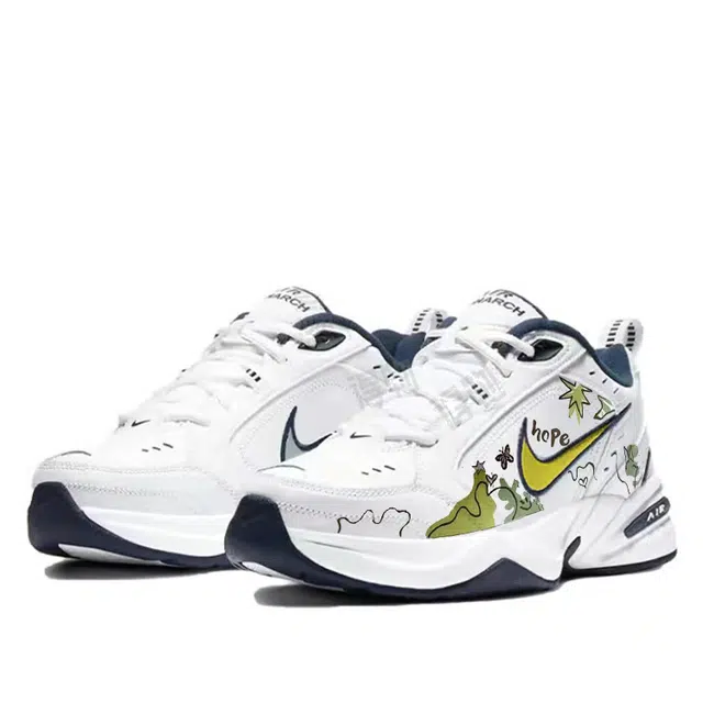 Nike Air Monarch 4