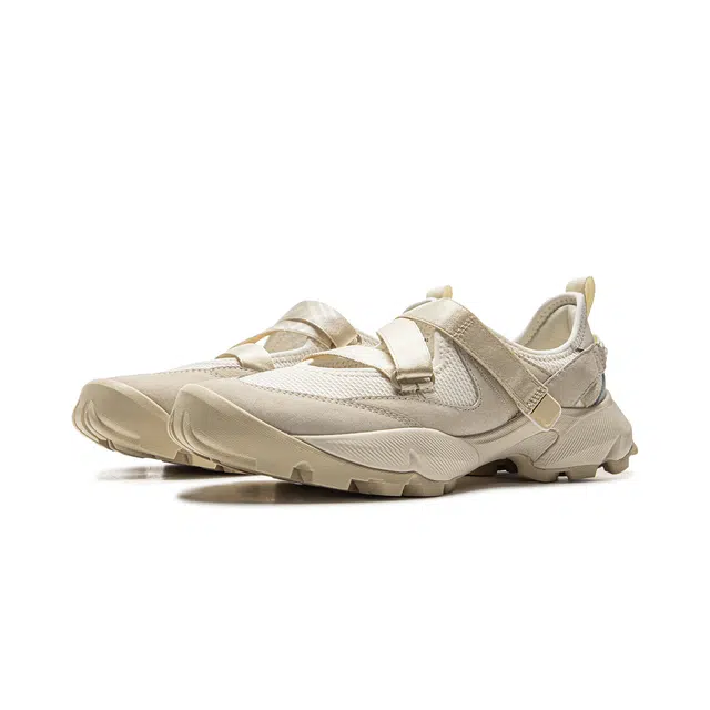 中国李宁 潮流舒适 减震回弹 低帮 生活休闲鞋 女款 米棕色