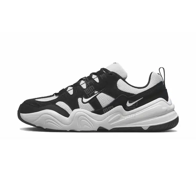 Nike Tech Hera