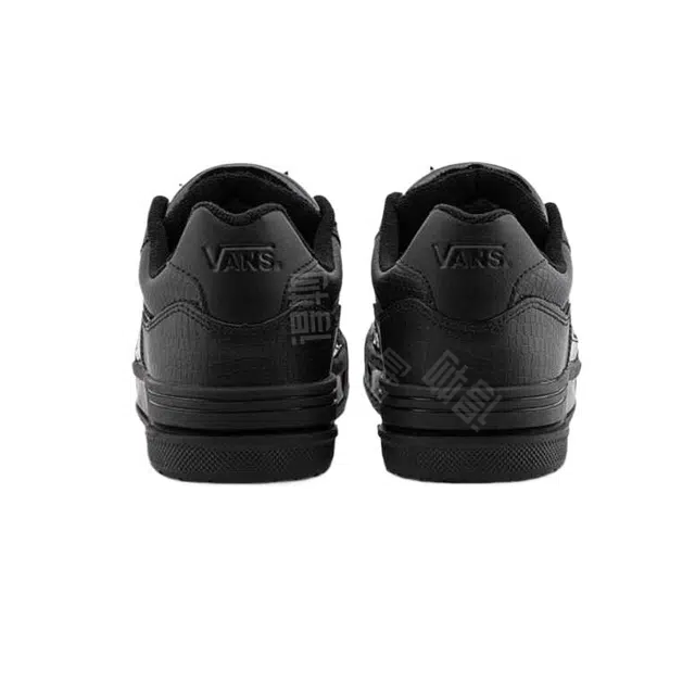 Vans Upland