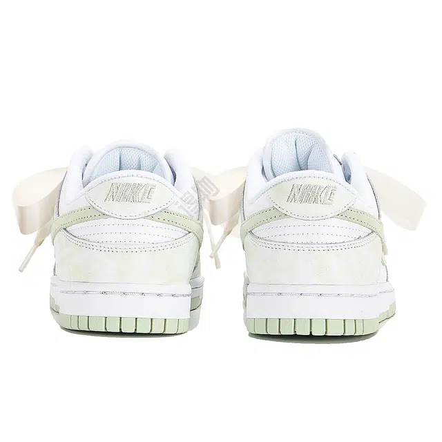 Nike Dunk Low WMNS