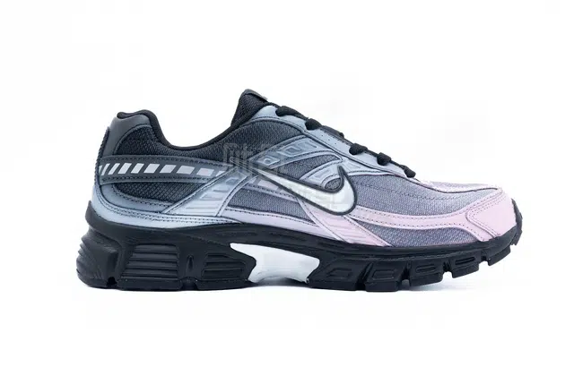 Nike Initiator