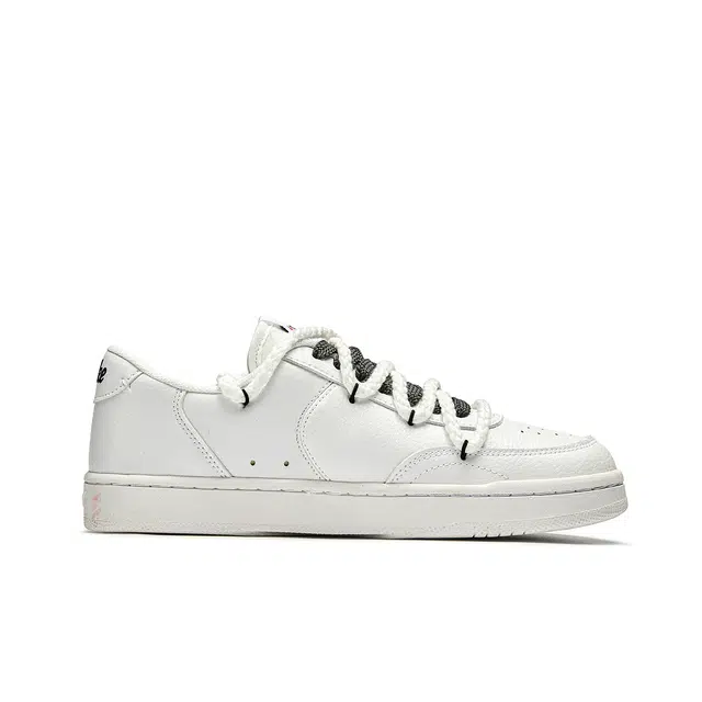 Nike Court Vintage