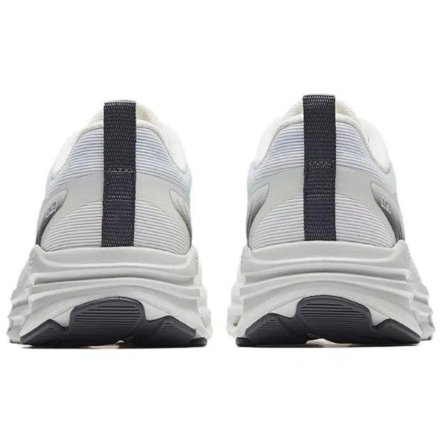 超级安踏 异构 舒适百搭 时尚潮流耐磨防滑减震 低帮 休闲跑步鞋 男款 雪花白