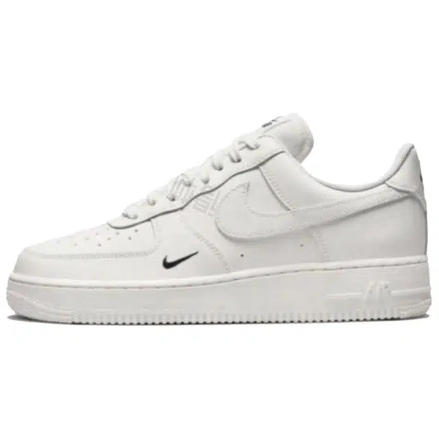 Nike Air Force 1 Low Cream