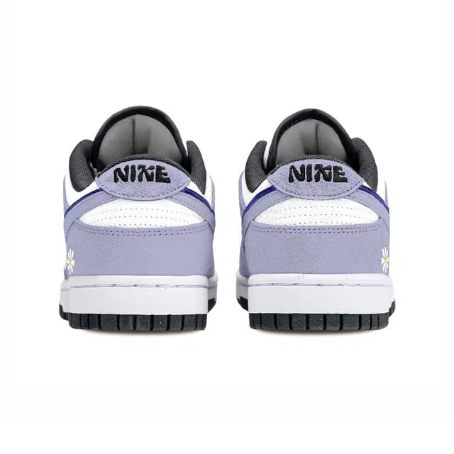 Nike Dunk LowDouble Swoosh