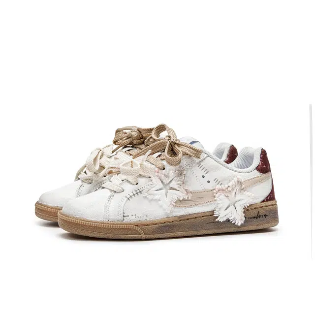 Nike Court Royale 2