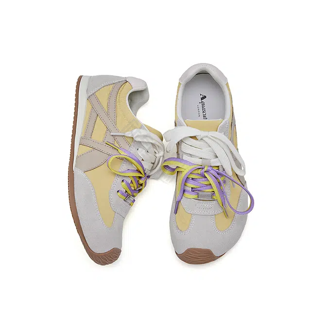 AQUASCUTUM