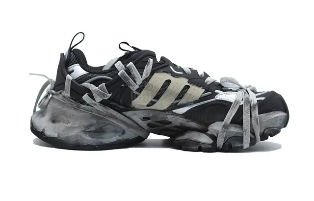 adidas XLG Runner Deluxe