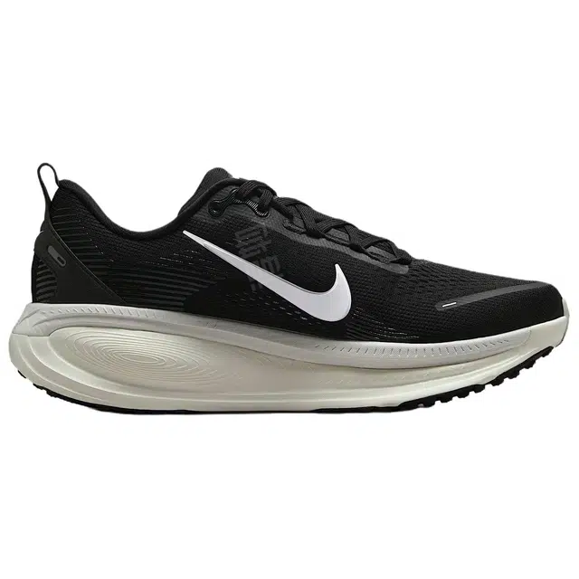 Nike Vomero 18 Black