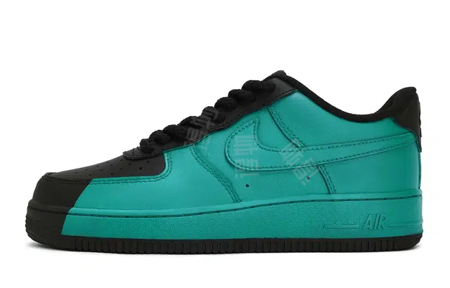 Nike Air Force 1 '07 Low "Black Tiffany"