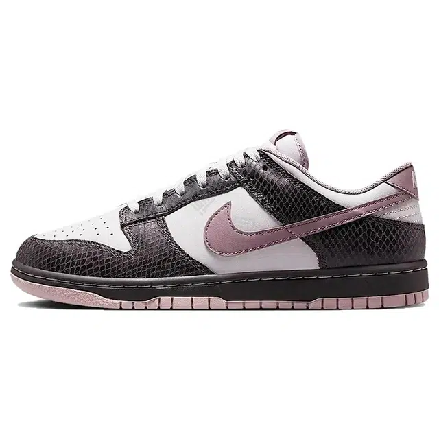 Nike Dunk Low SEMedium Ash