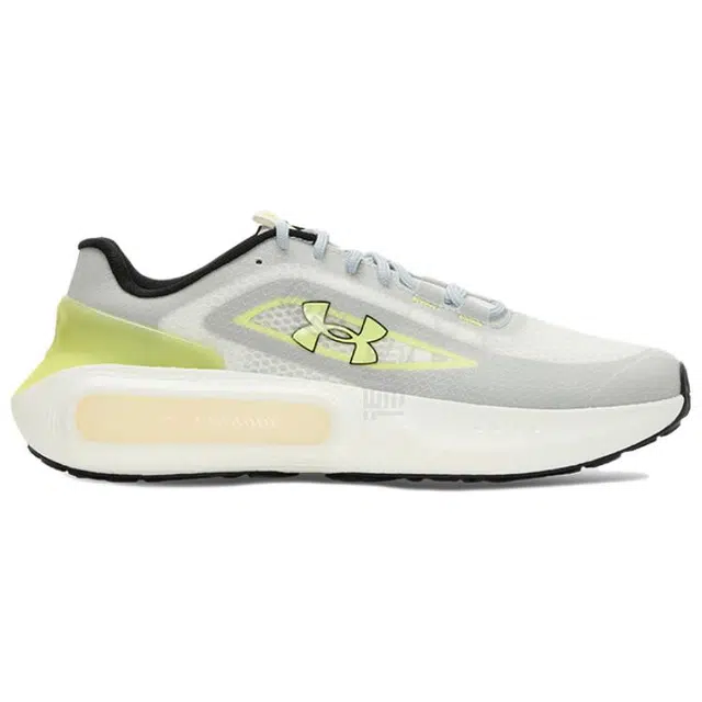 Under Armour Phantom 4