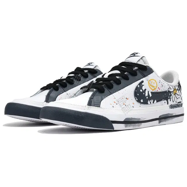 Nike Court Legacy