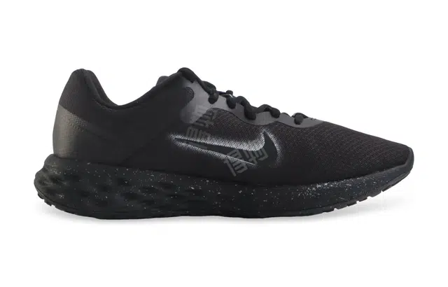 Nike REVOLUTION 6