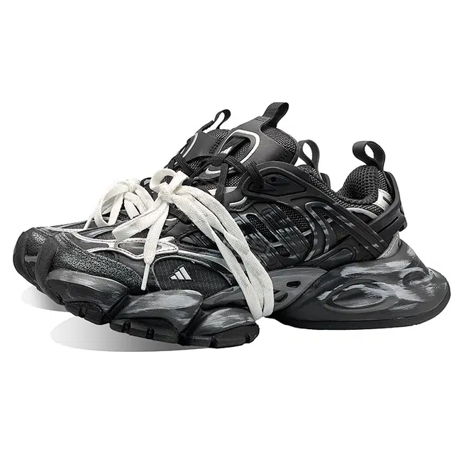 adidas XLG Runner Deluxe