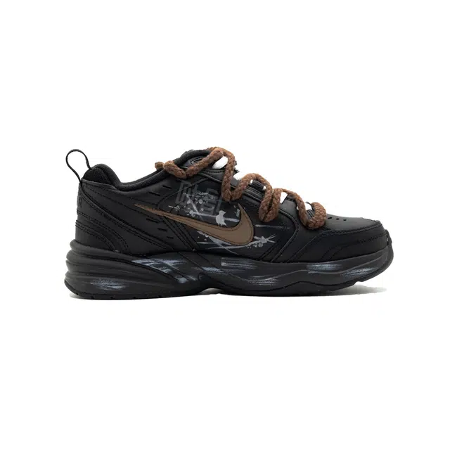 Nike Air Monarch 4