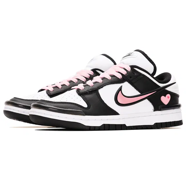 Nike Dunk Low Twist "Panda"