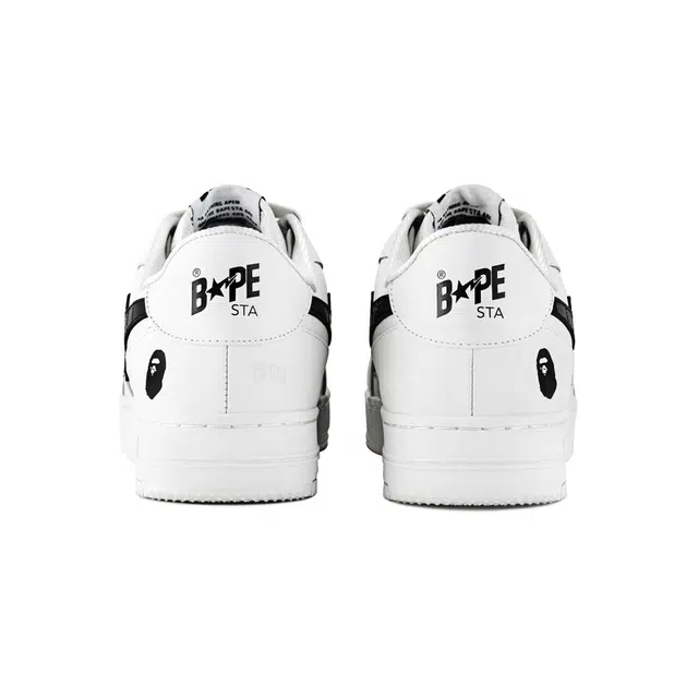 A BATHING APE ICON Low Sneakers