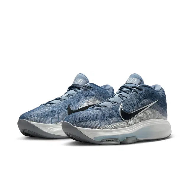 Nike G.T. Hustle 3