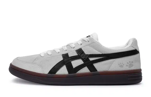 Onitsuka Tiger Advanti 811