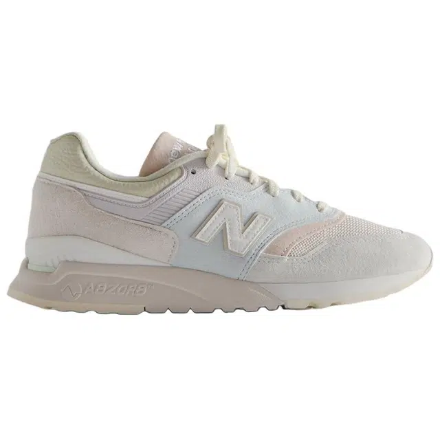 Ronnie Fieg Kith x New Balance 997.5 Easter White Ice Blue Peach