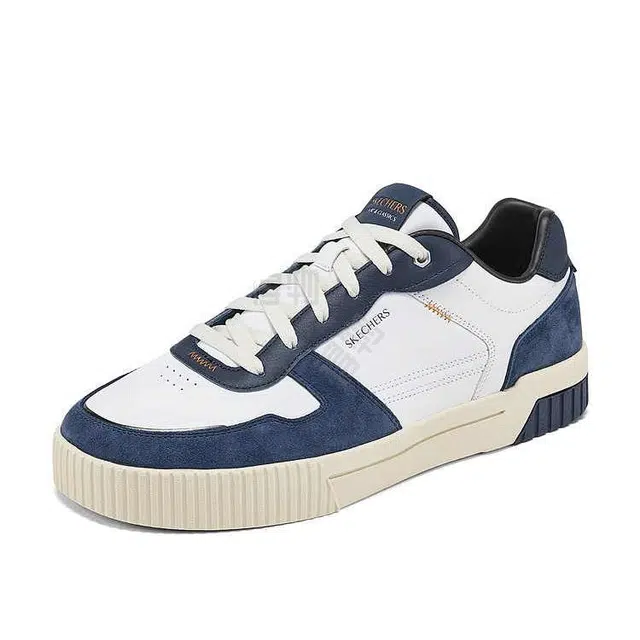 Skechers Court Classics